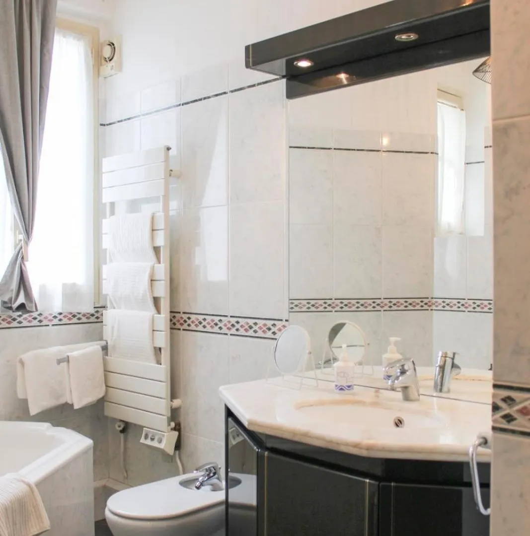 Apartment Lovely Paris Flat Close To Eiffel Tower