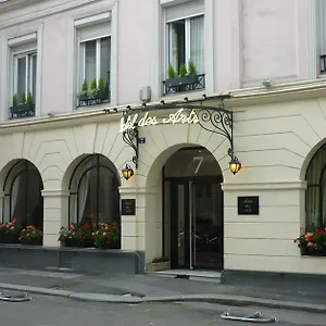 2* Szálloda Des Arts - Cite Bergere