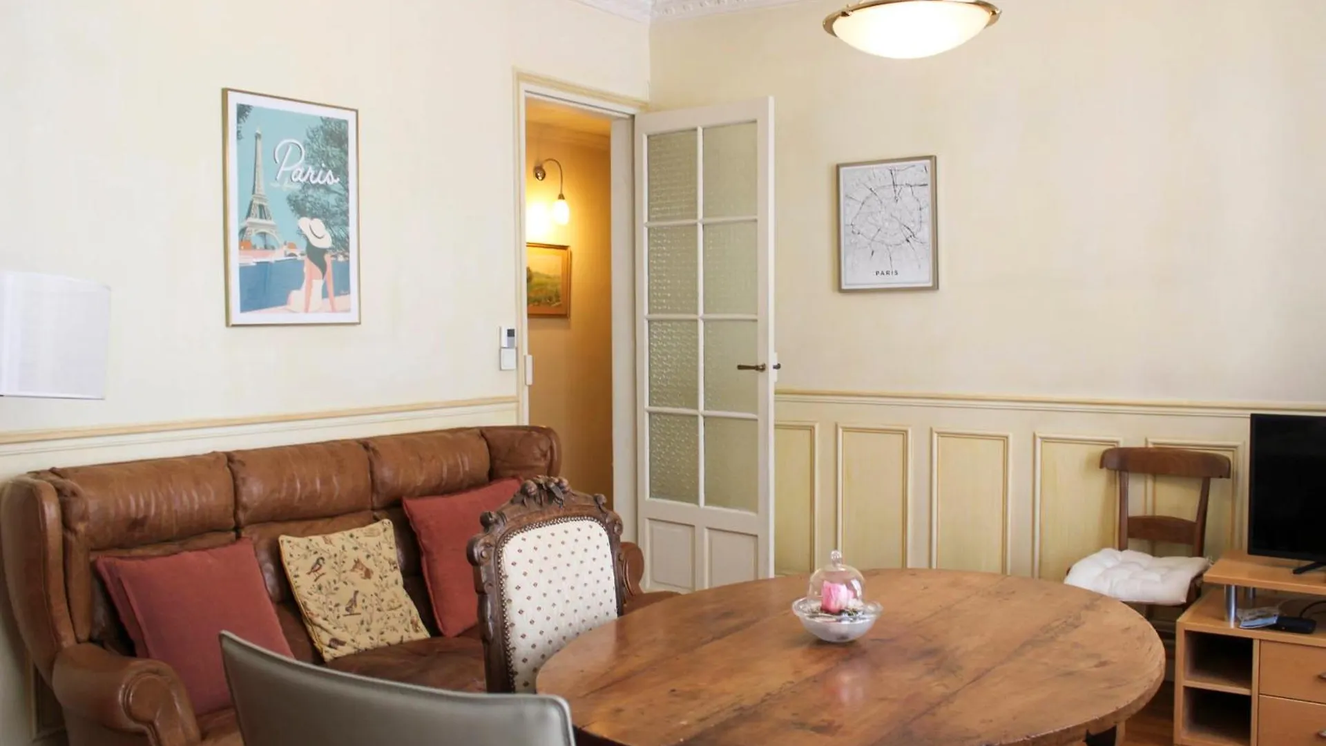 Apartment Lovely Paris Flat Close To Eiffel Tower