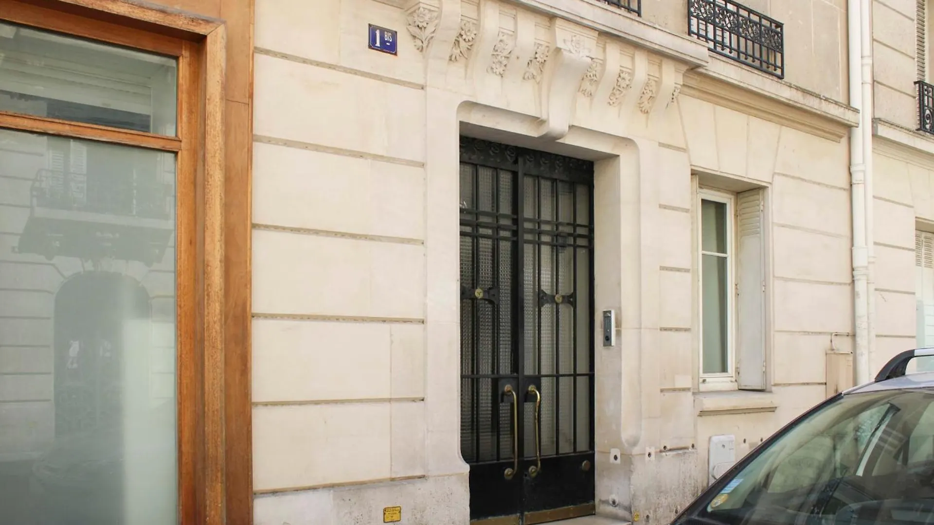 Lovely Paris Flat Close To Eiffel Tower 0*,