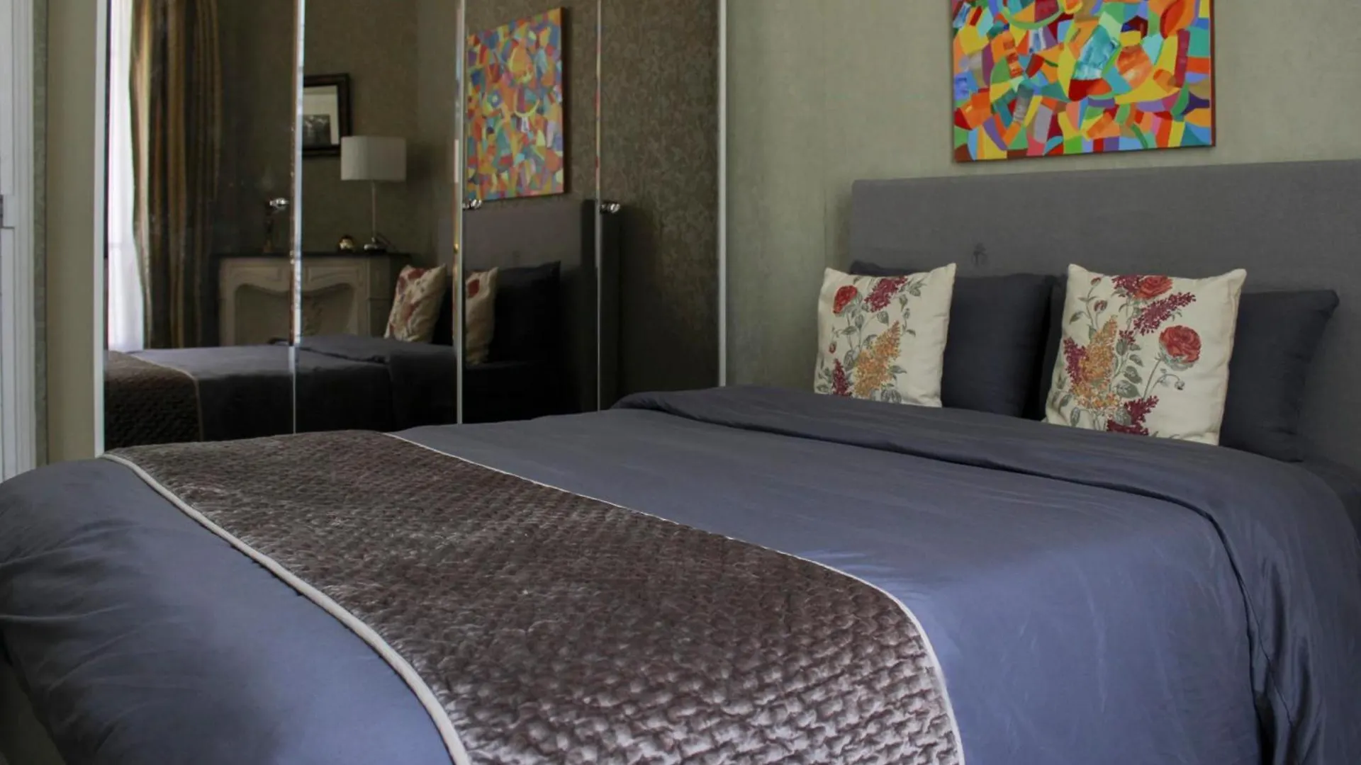 Apartment Lovely Paris Flat Close To Eiffel Tower